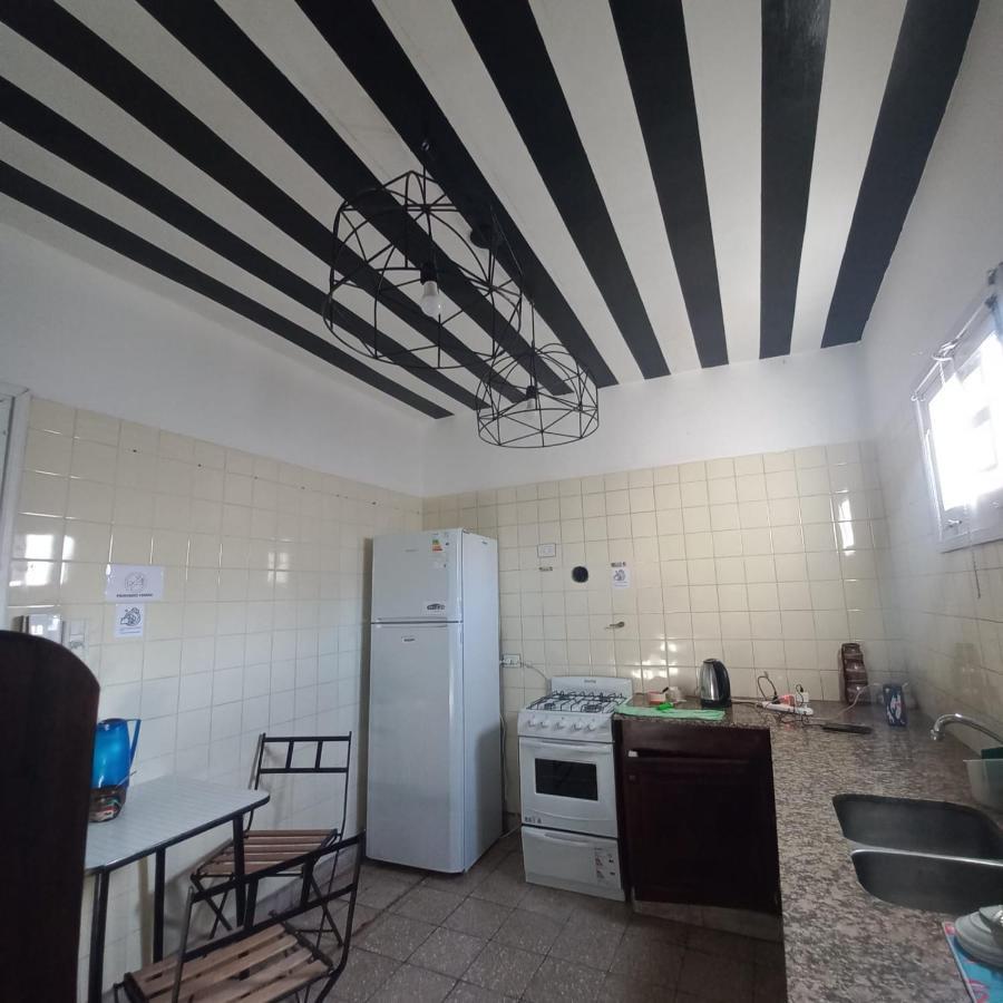 Hostel Lqueen 1 Salta Bagian luar foto