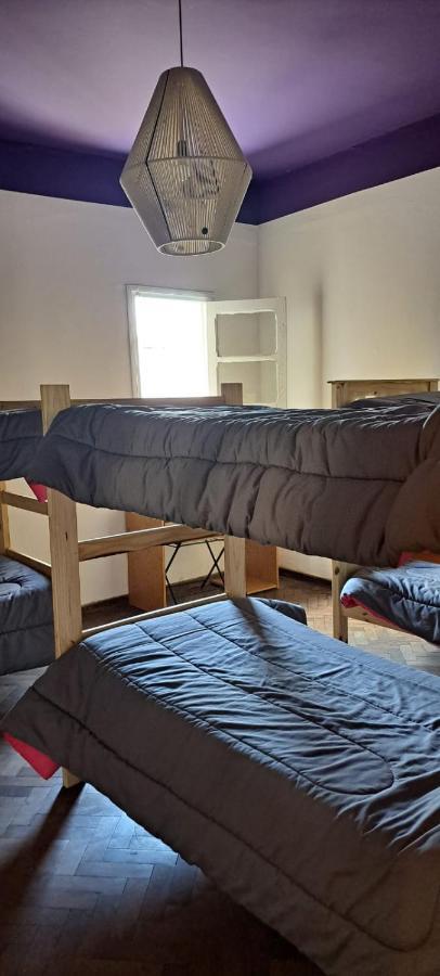 Hostel Lqueen 1 Salta Bagian luar foto