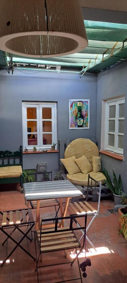Hostel Lqueen 1 Salta Bagian luar foto